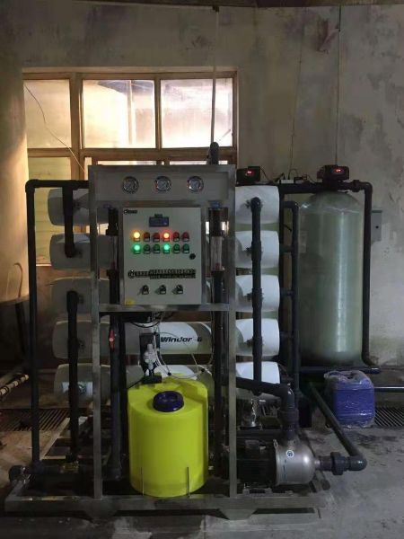 9.1河北香河海潮制件5噸反滲透設備 (2).jpg